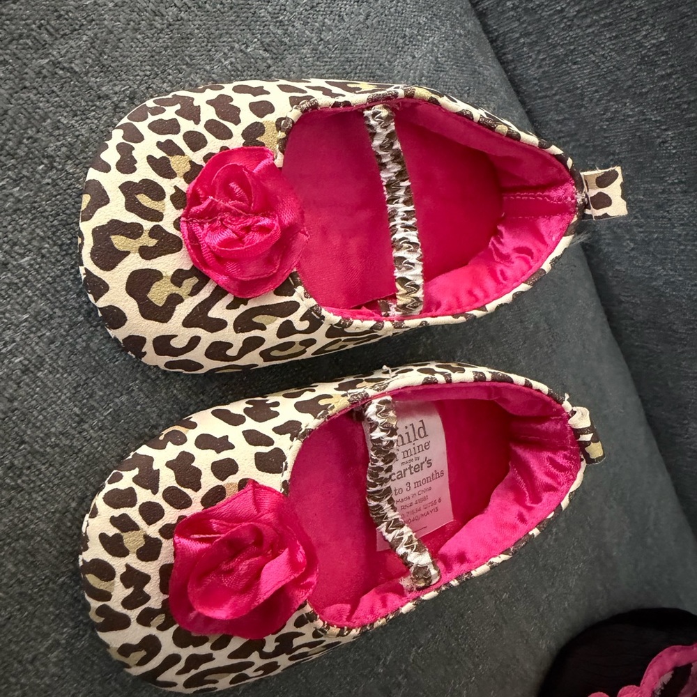 Lot of NWOT and EUC baby shoes - Picture 9 of 9